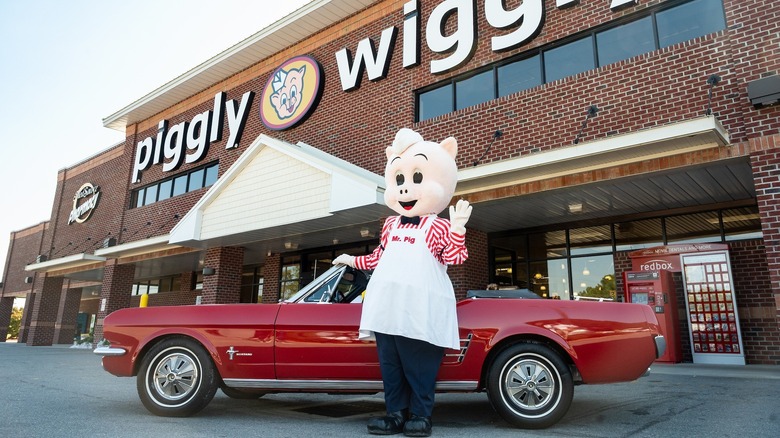 Unlocking Opportunities: How a Piggly Wiggly Job Can Boost Your Career Path